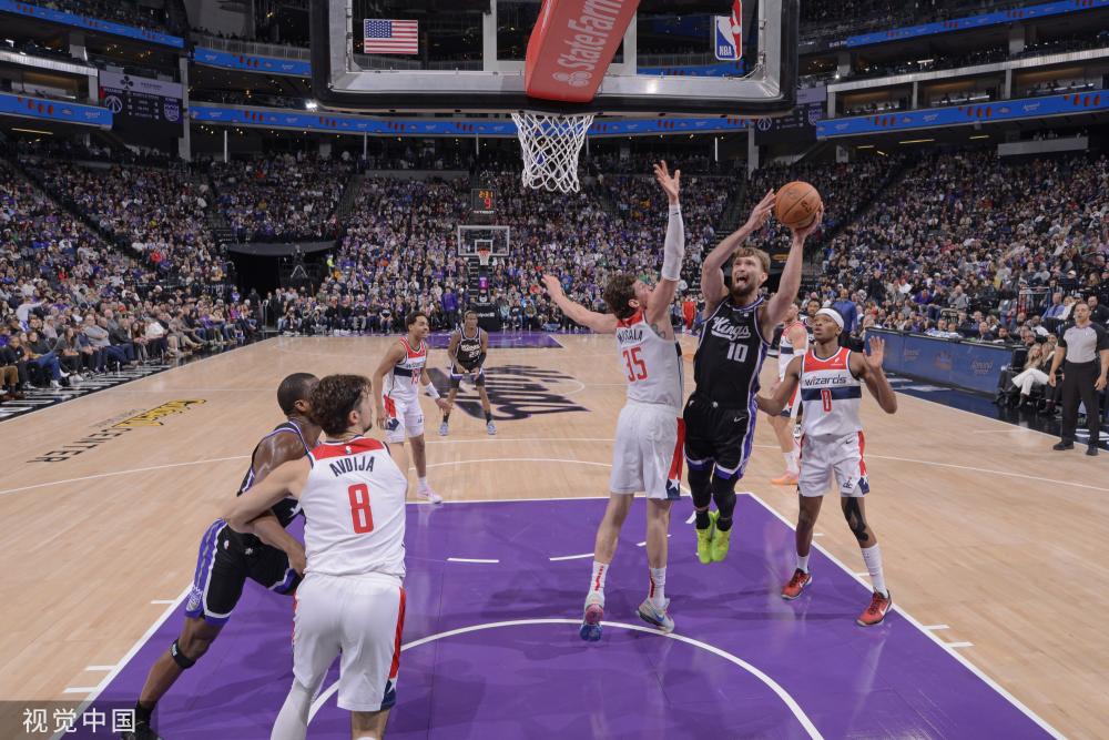 在湖人队重 在湖人队重