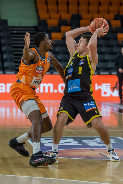 王钰栋多次 王钰栋多次