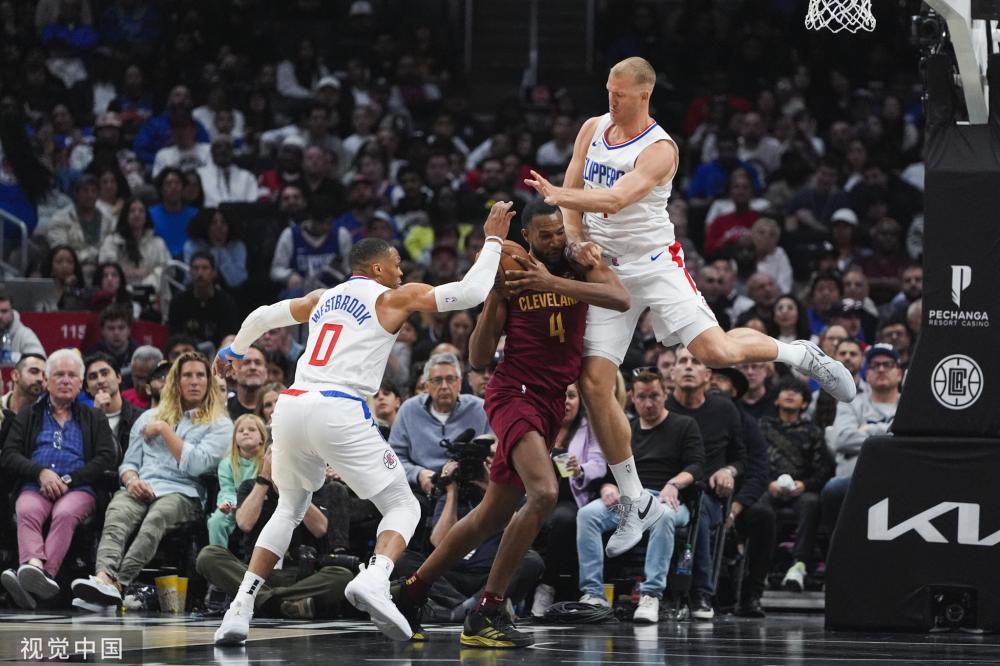 日的比赛中 日的比赛中