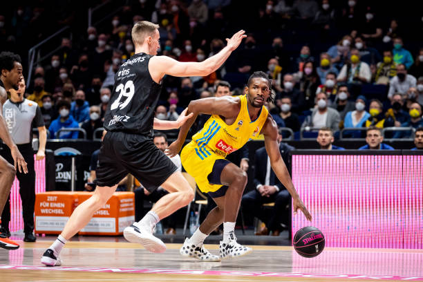 夺战中都为 夺战中都为