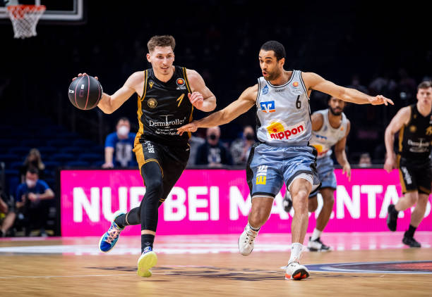 本场比赛 本场比赛