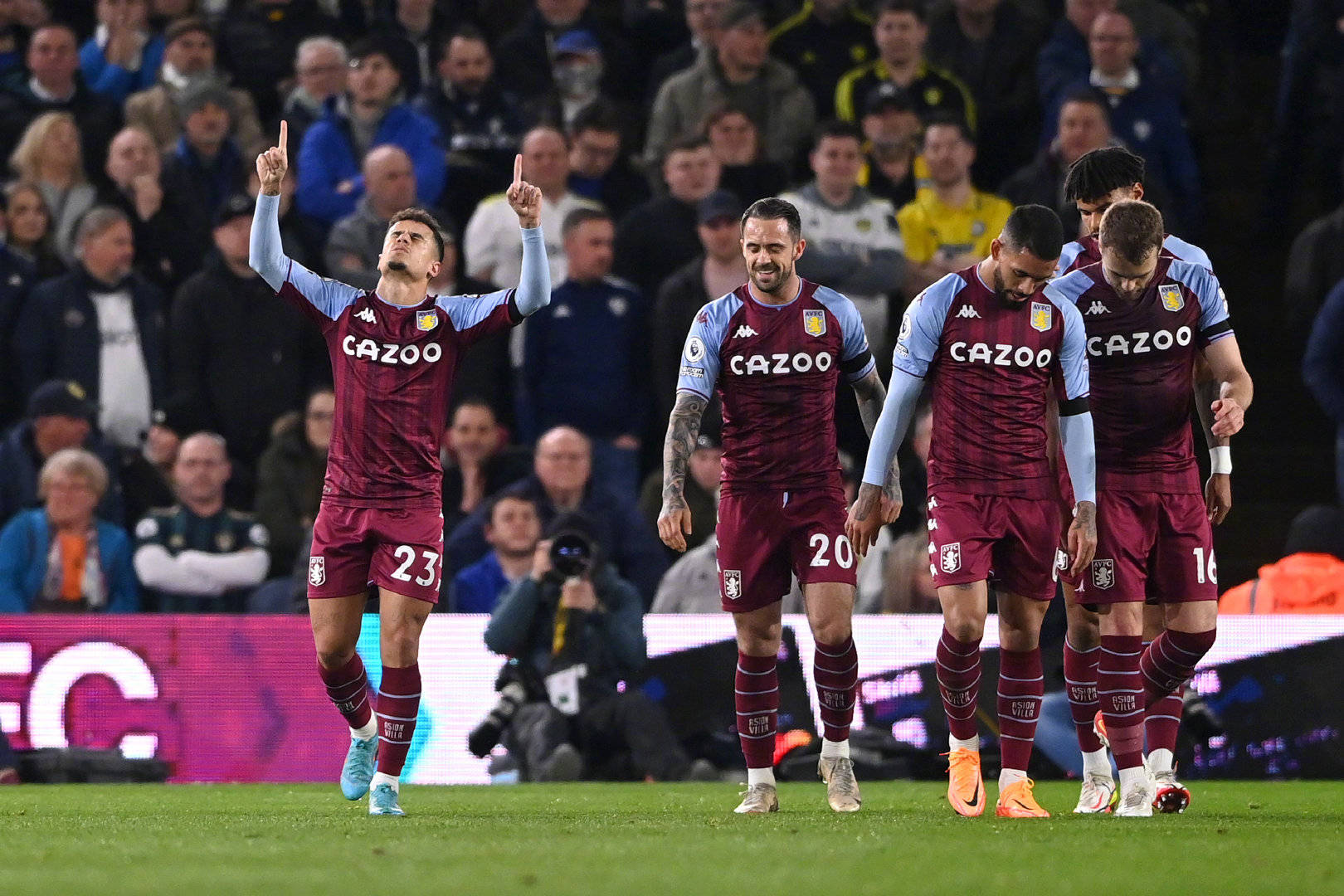 特别强调了 特别强调了