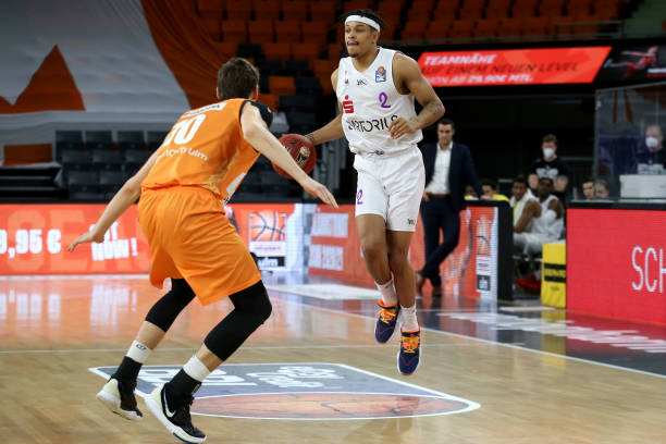 A季前赛中 A季前赛中